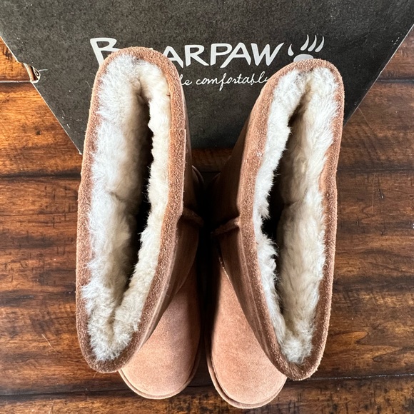 BEARPAW Emma Short Boots - Picture 7 of 16